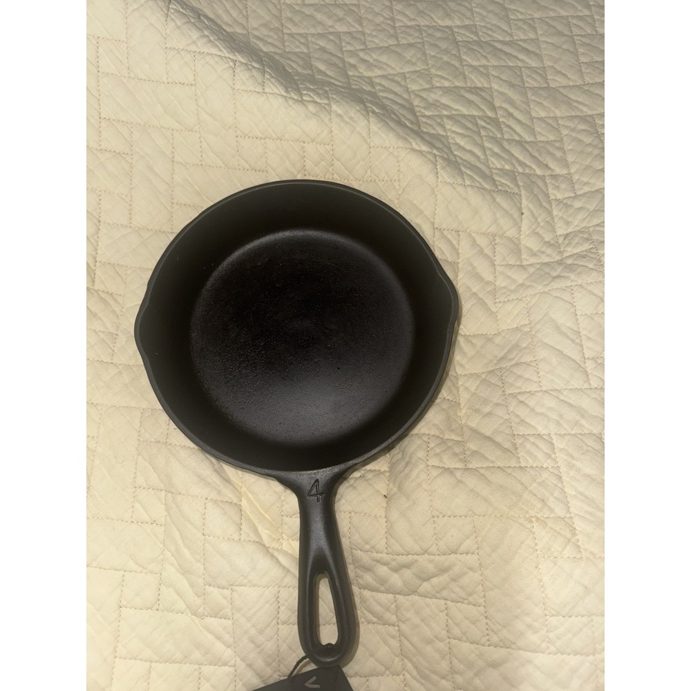 Vollrath #4 Cast Iron Skillet